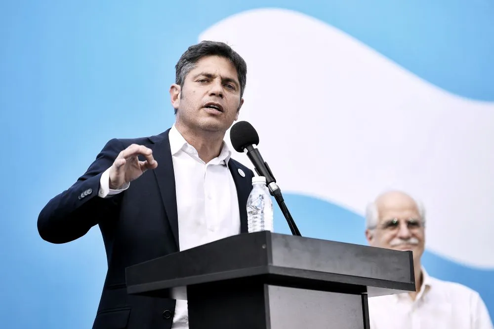 Kicillof red X Axel Kicillof