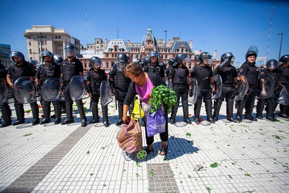 represion de feriazo para revista crítuca Foto Viojf