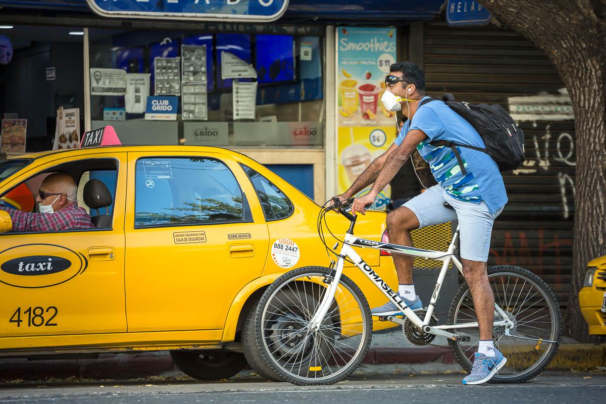CovidCba transporte Taxi © 2020 Javier Imaz_003