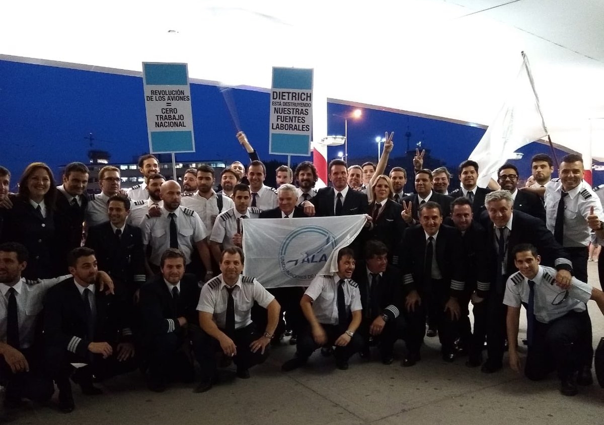 uala paro aviones