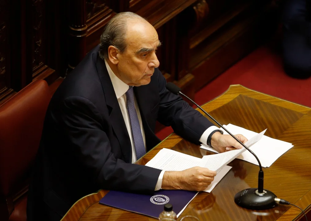 Guillermo Francos en el Senado