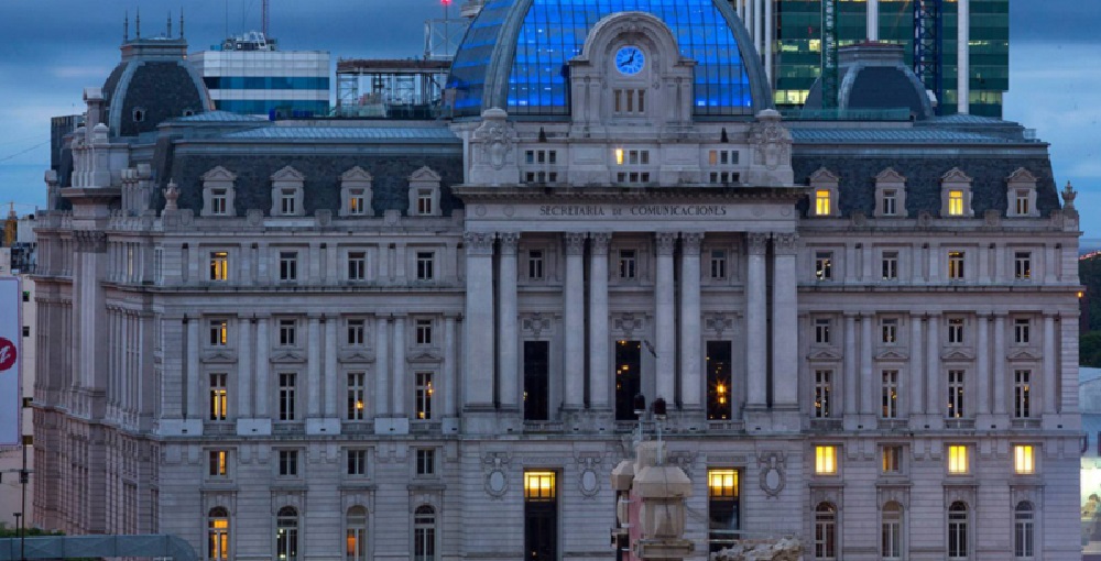 Centro Cultural Kirchner by Gobierno de Baires