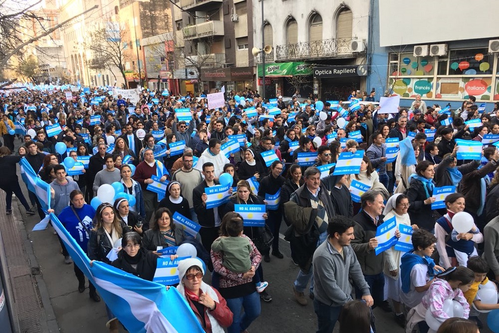 Marcha por la vida 10-6 by @martinpatrito