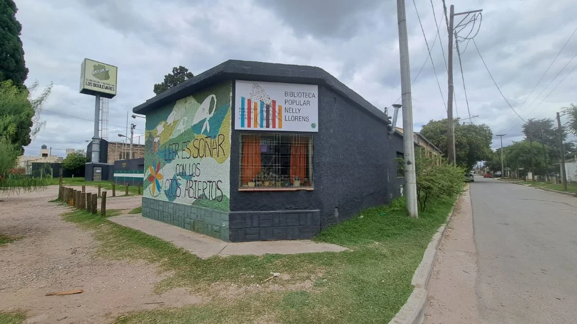 Biblioteca Nelly Llorens