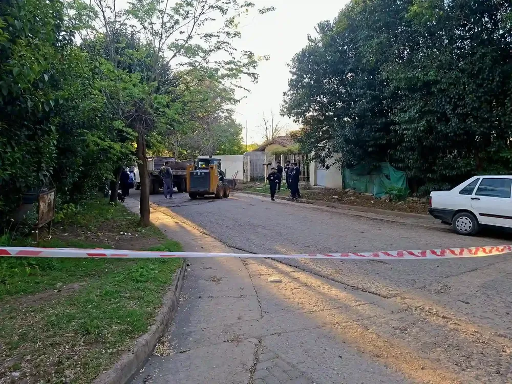 eXCAVAC EN CASA DE UN desap V Hermoso LaEstafeta