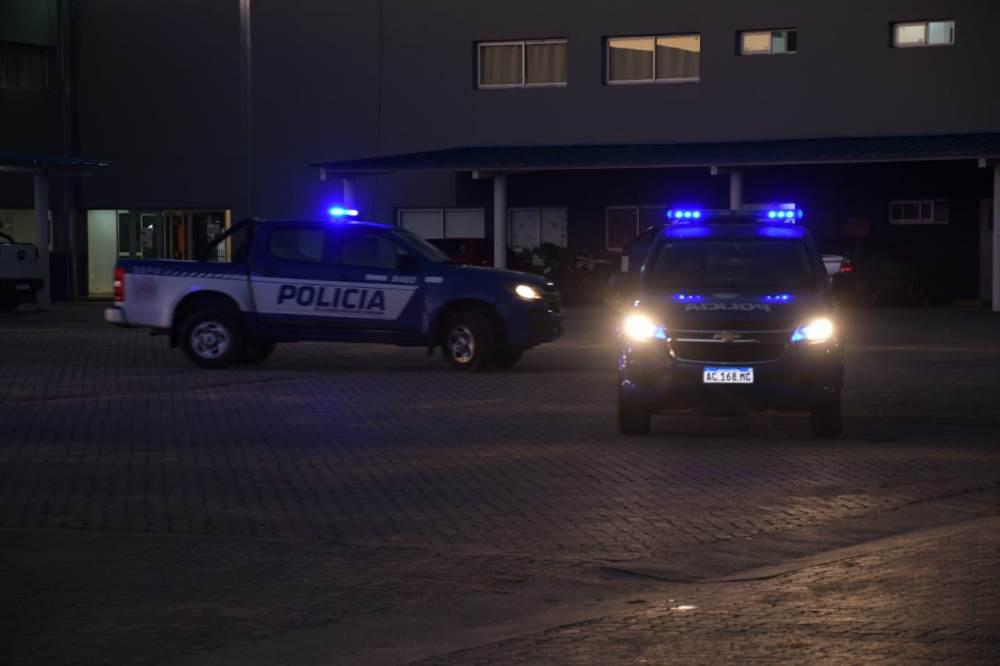 fiestas clandestinas by Tw Policía