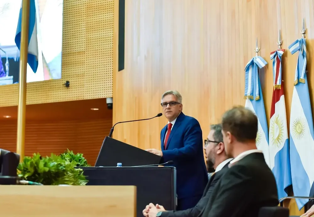 martin llaryora legislatura 1