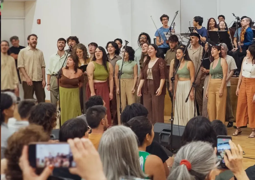 Coro Fac Artes by Facebook
