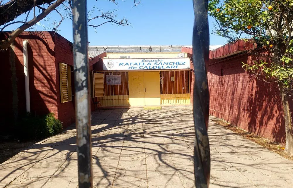 escuela abuso by notify