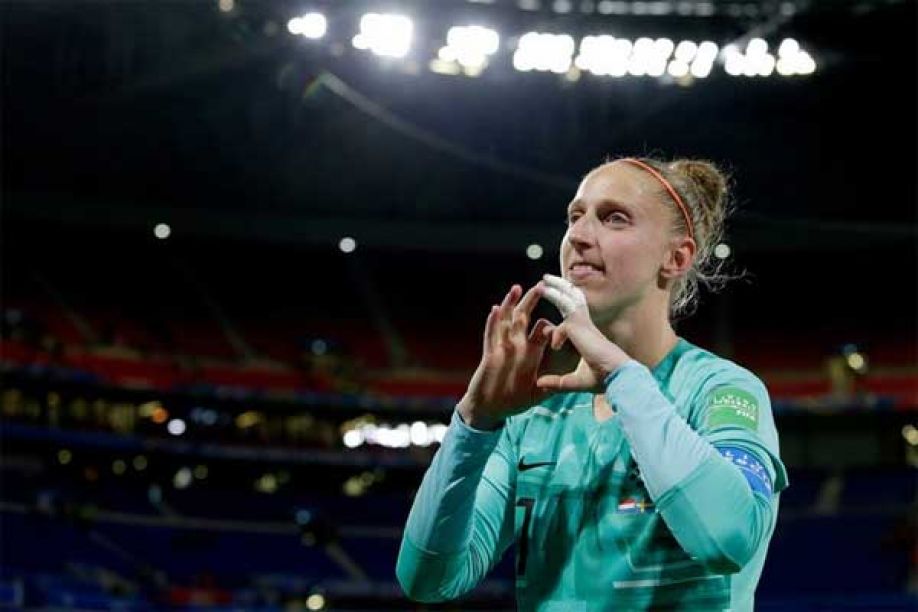 Sari Van Veenendaal