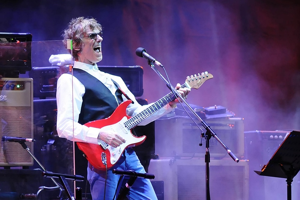 Spinetta by Laura Tenenbaum-dp