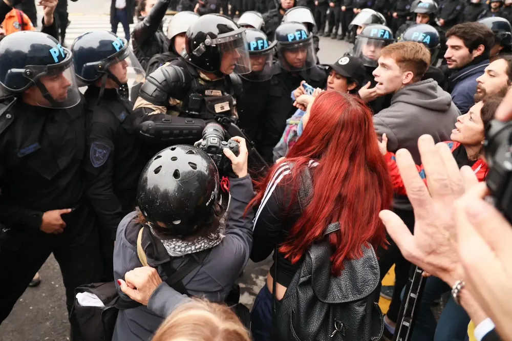 represion congreso citrica