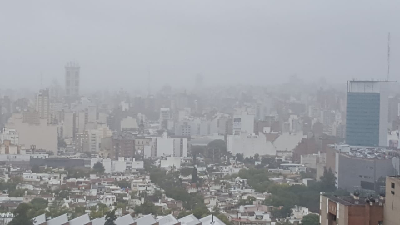 Neblina llovizna mal tiempo by lnm
