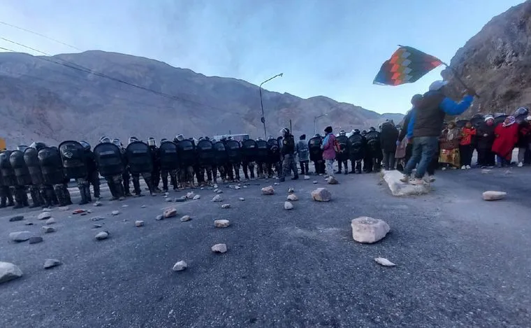 Represión policial en Jujuy (Cadena 3)
