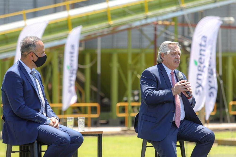 Alberto Fernandez y Perotti en Syngenta Venado Tuerto
