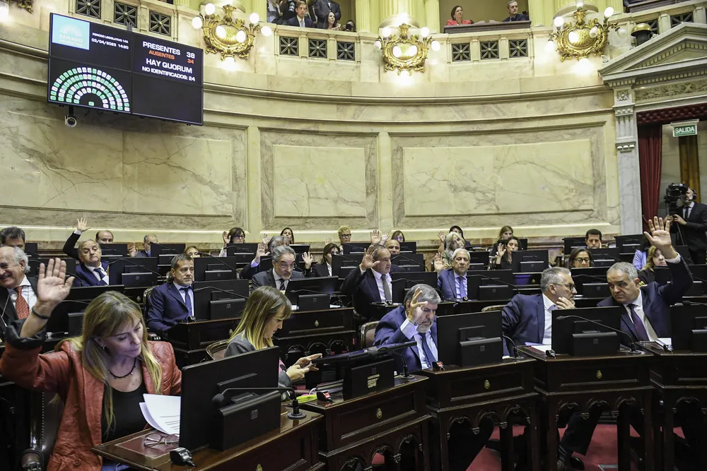 senado by na