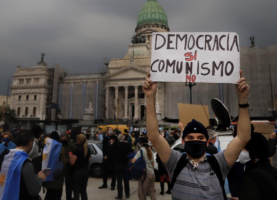 vigilia contra la reforma judicial by Télam