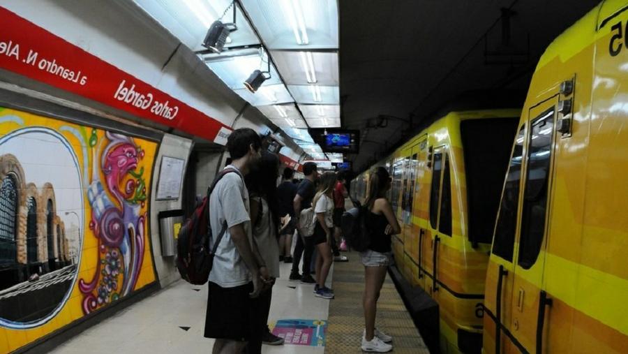 Línea B subte Clarin