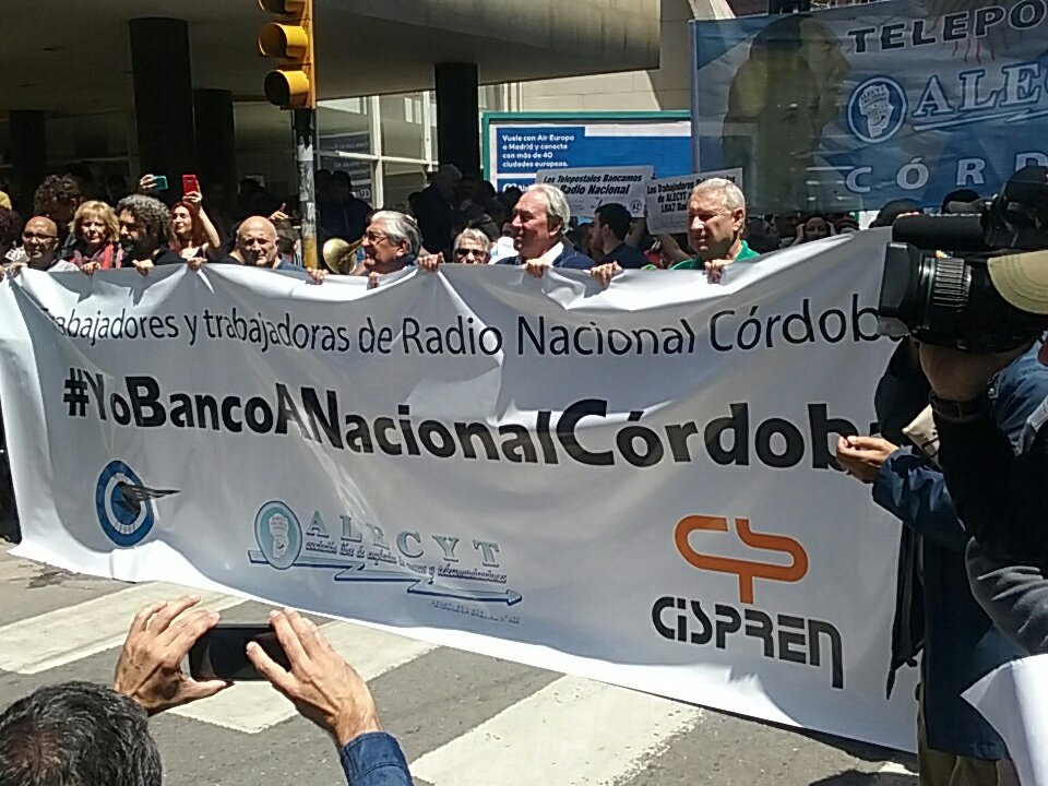 radio nacional abrazo