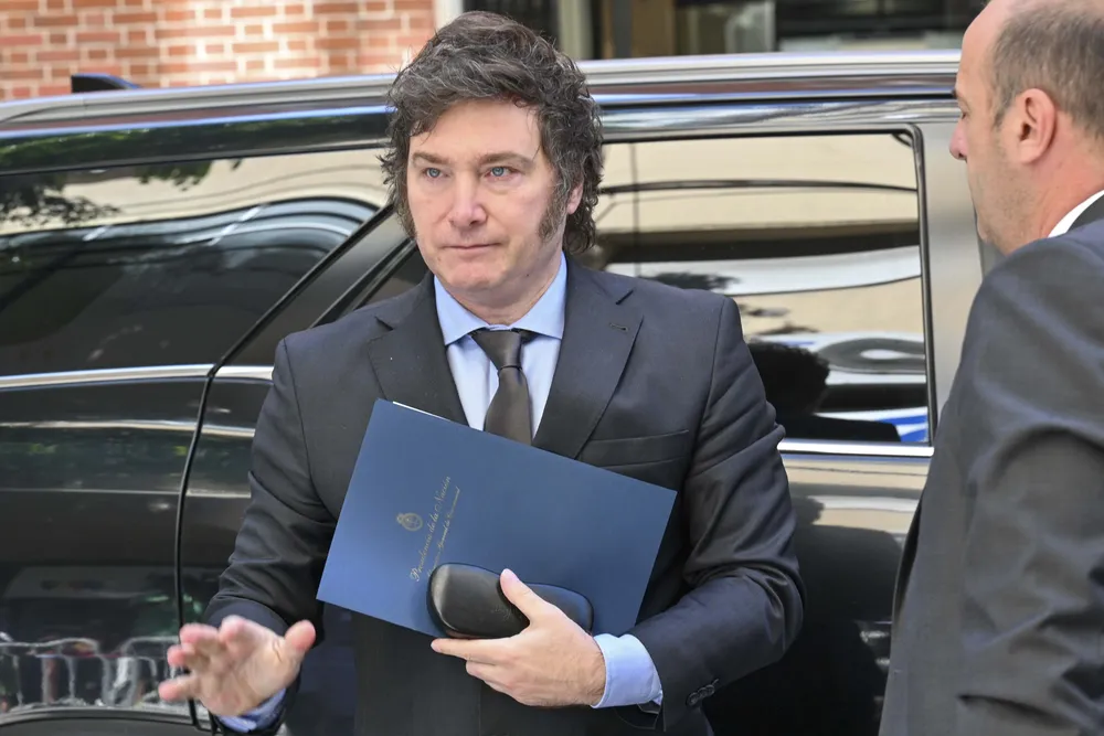 multimedia.normal.b86ff622c7936d0e.amF2aWVyIG1pbGVpIGJ5IHRlbGFtIDFfbm9ybWFsLndlYnA%3D