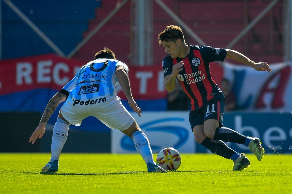 Atlético Tucumán le ganó 2 a 0 a San Lorenzo y acortó la diferencia con ...