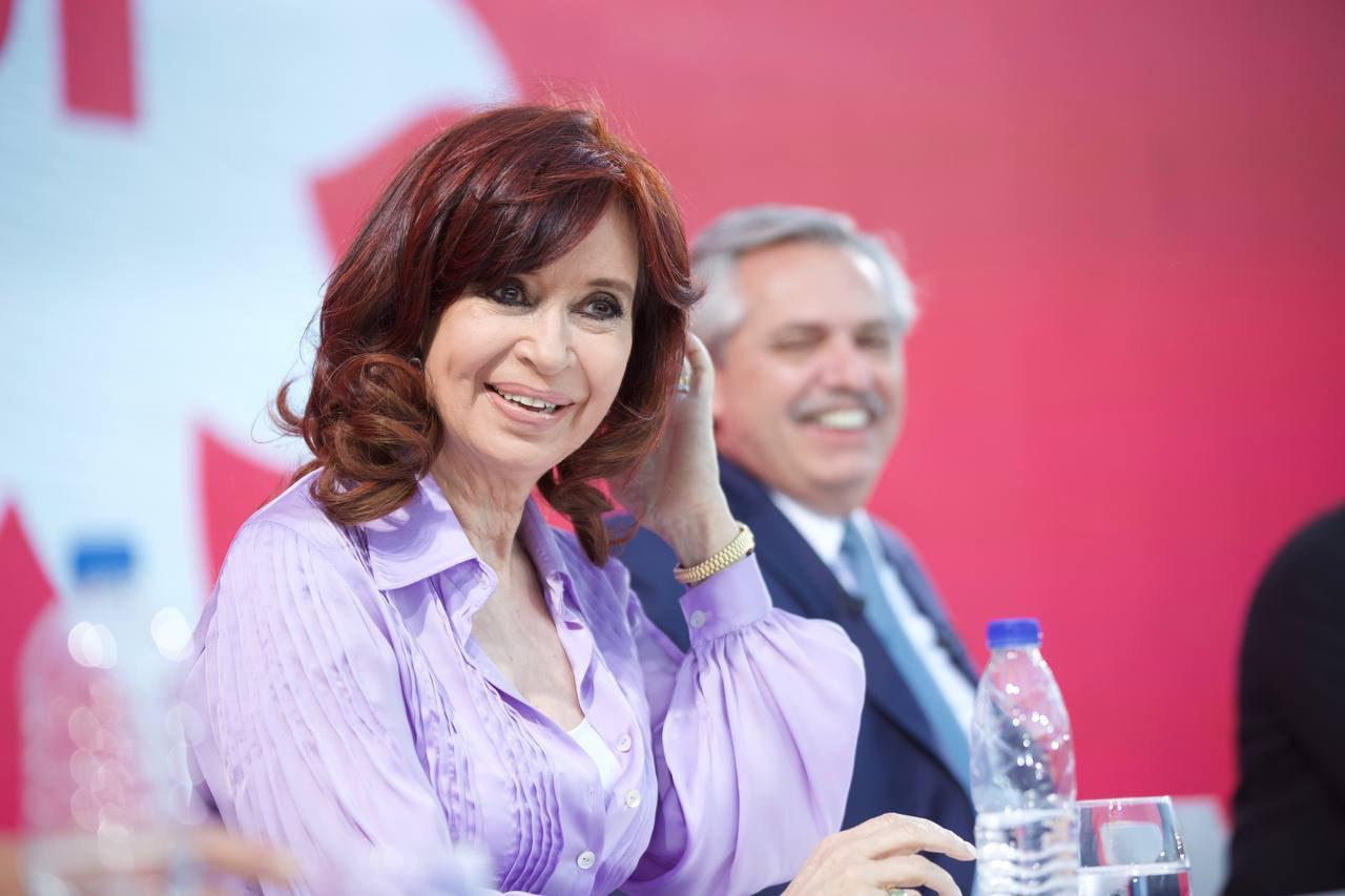 Cristina Fernández @CFKArgentina