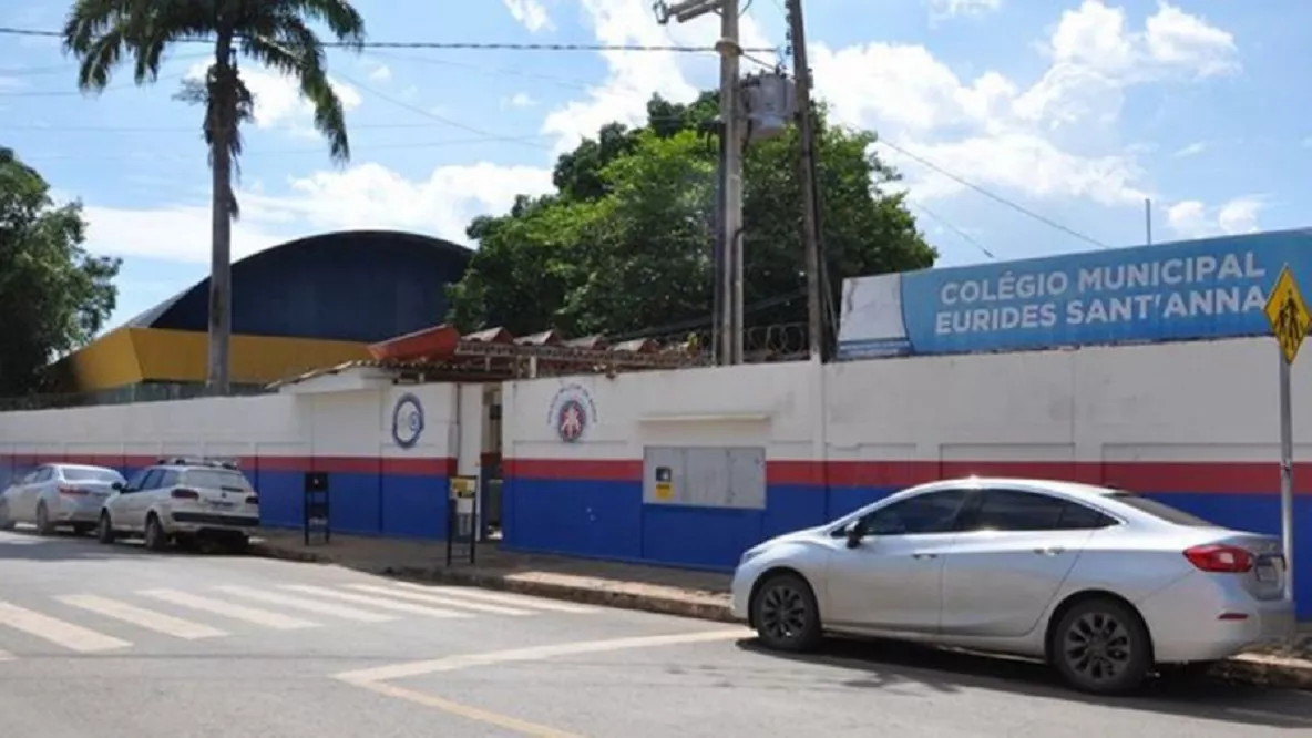 dolescente irrumpió disparando en una escuela telam