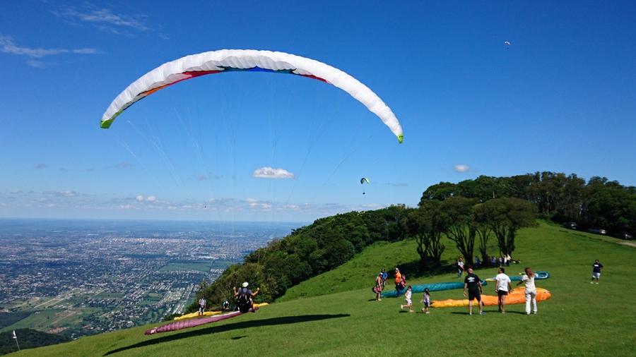 volar en parapente @volarentucuman.com