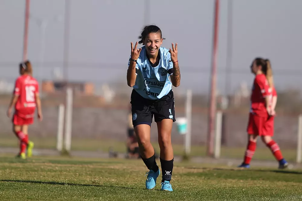 MIli Cisneros Belgrano femenino