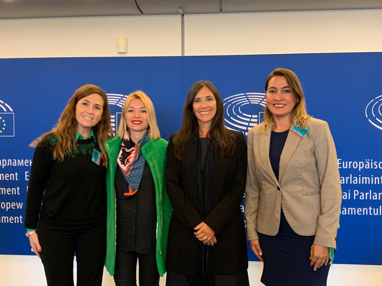 gabriela estevez en el parlamento