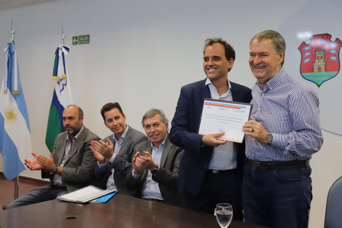 Schiaretti Llamosas Río Cuarto by prensa Gobierno de Córdoba