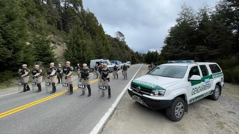 Operativo del Comando Unificado en Villa Mascardi (NA)