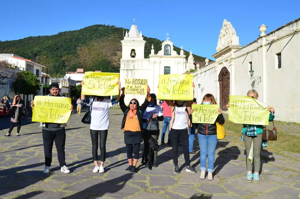 Abrazo simbólico a convento en Salta by Télam