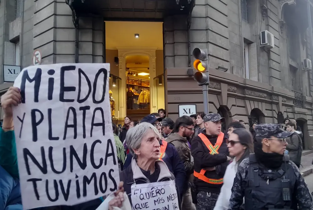 marcha universitaria LNM 10