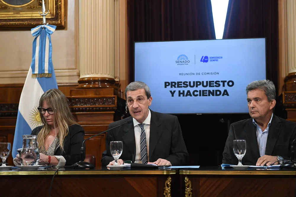 PRESUPUESTO Y HACIENDA SENADO RICARDO GUERRA BY NA