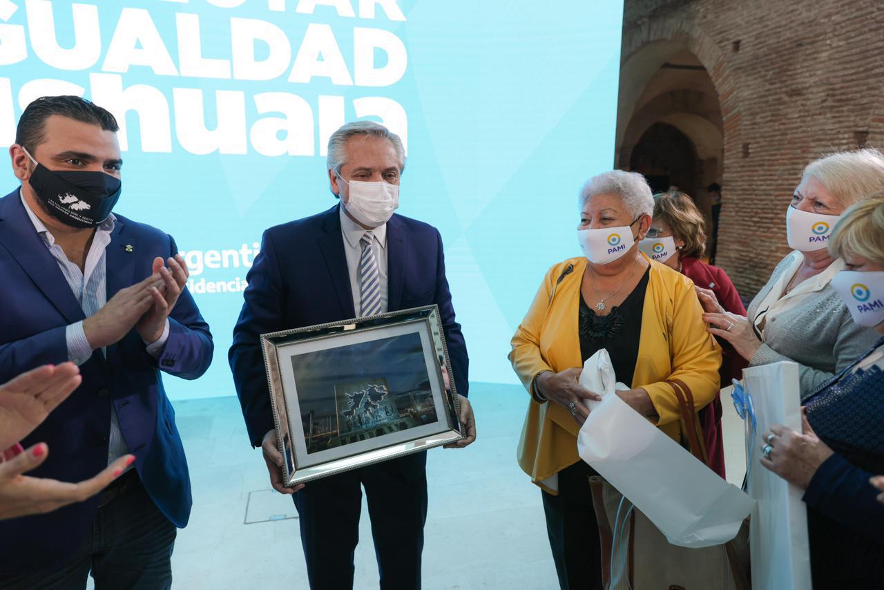 conectar igualdad Ushuaia @casarosada (2)