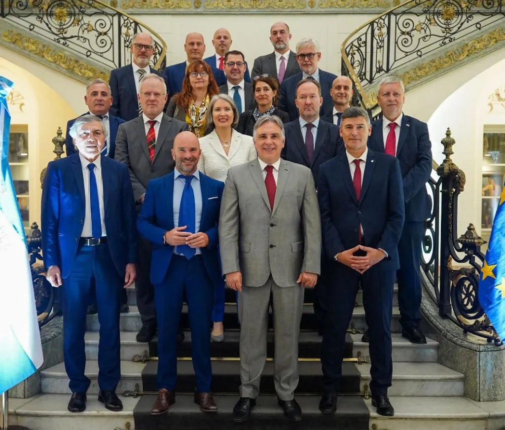 multimedia.normal.bacee2cb4f3a5b6d.bGxhcnlvcmFfbm9ybWFsLndlYnA%3D