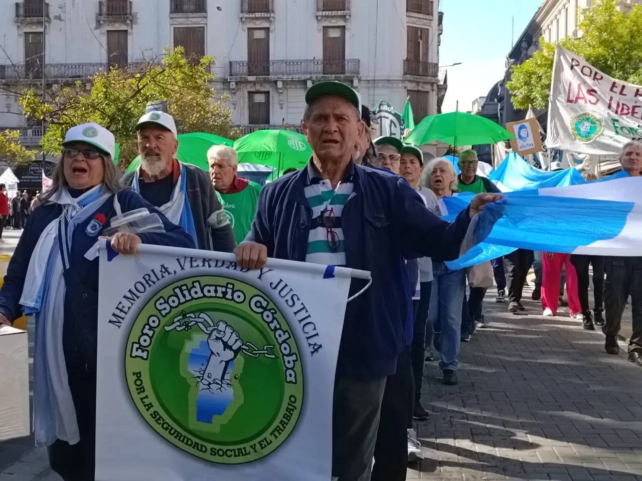 Jubilados córdoba by LNM
