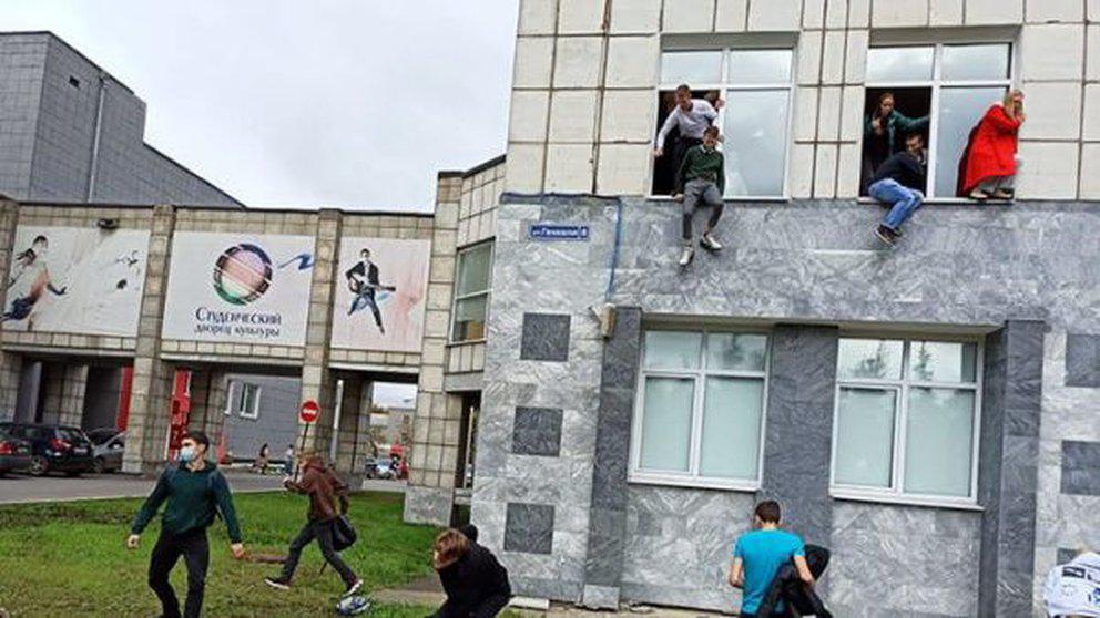 tiroteo en una universidad de Rusia