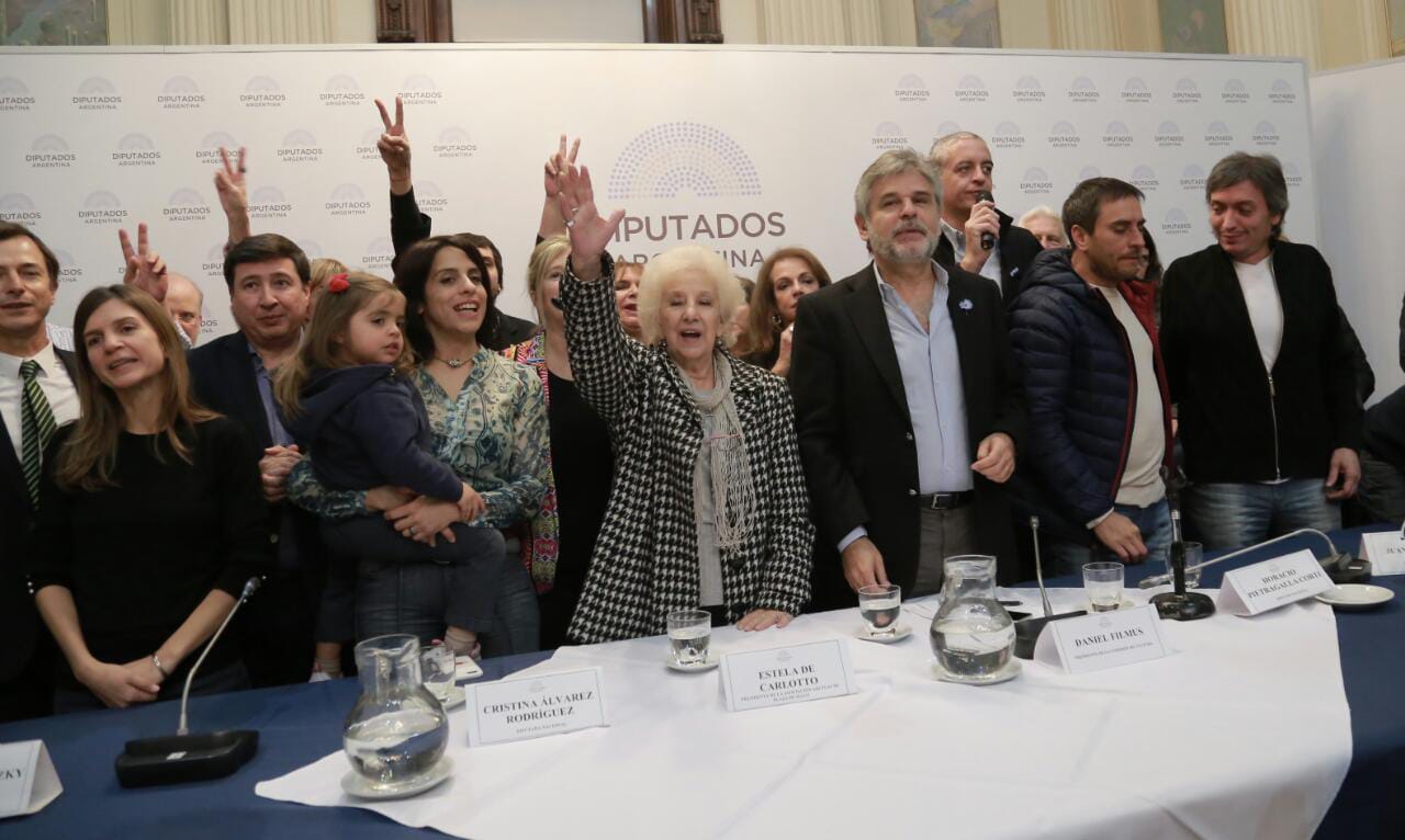 Abuelas de plaza de mayo