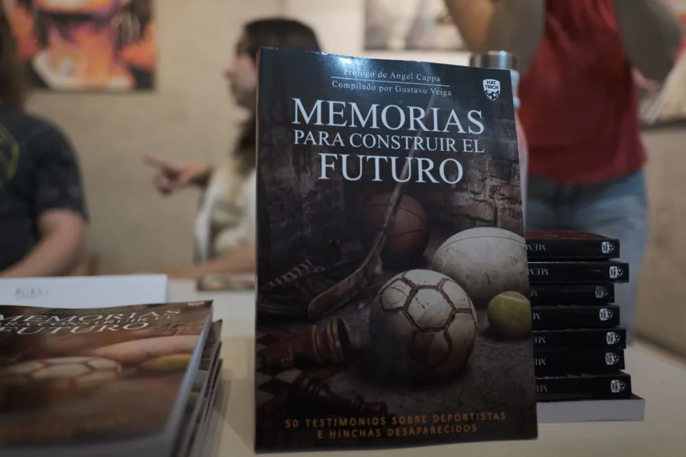 libro Memorias Red X @PeriodismoDeIzq