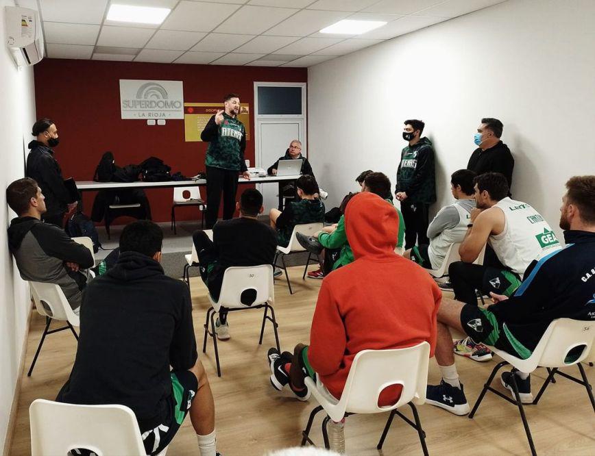 pretemporada Atenas by tw Atenas