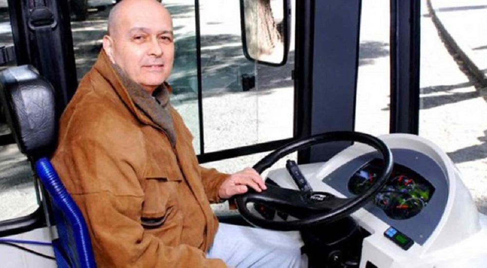 Manuel Cornejo - Uta Rosario by La Capital