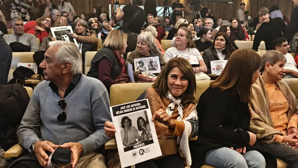 identificaciones de desaparecidos by Bahía De Palma