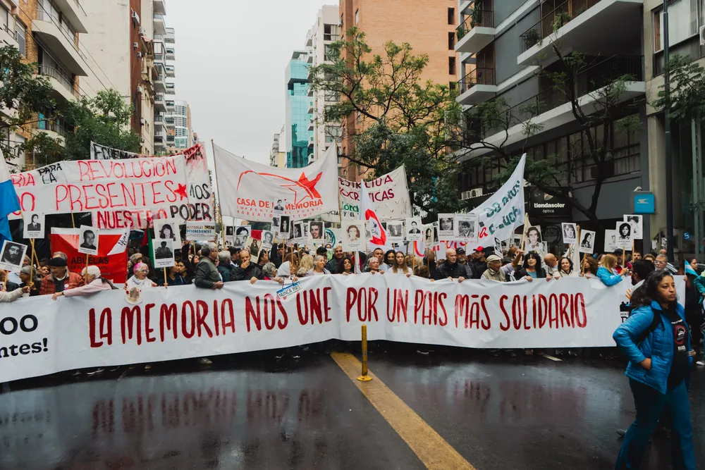 24 M Día de la Memoria by Lucrecia Bianchini