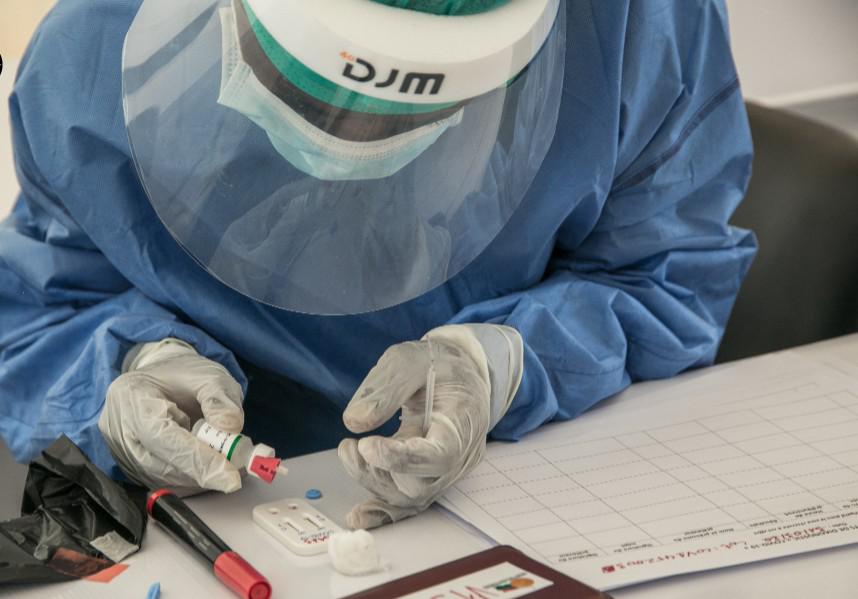Pandemia by AFP