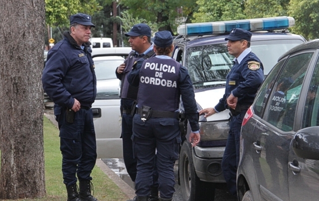 policia tres