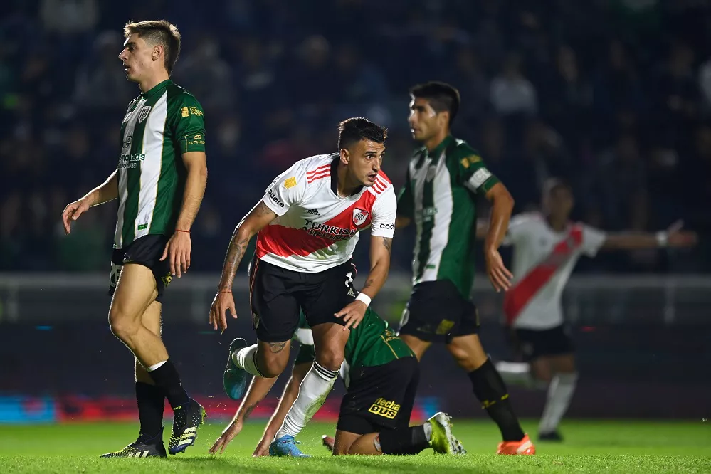river banfield Tw River Plate