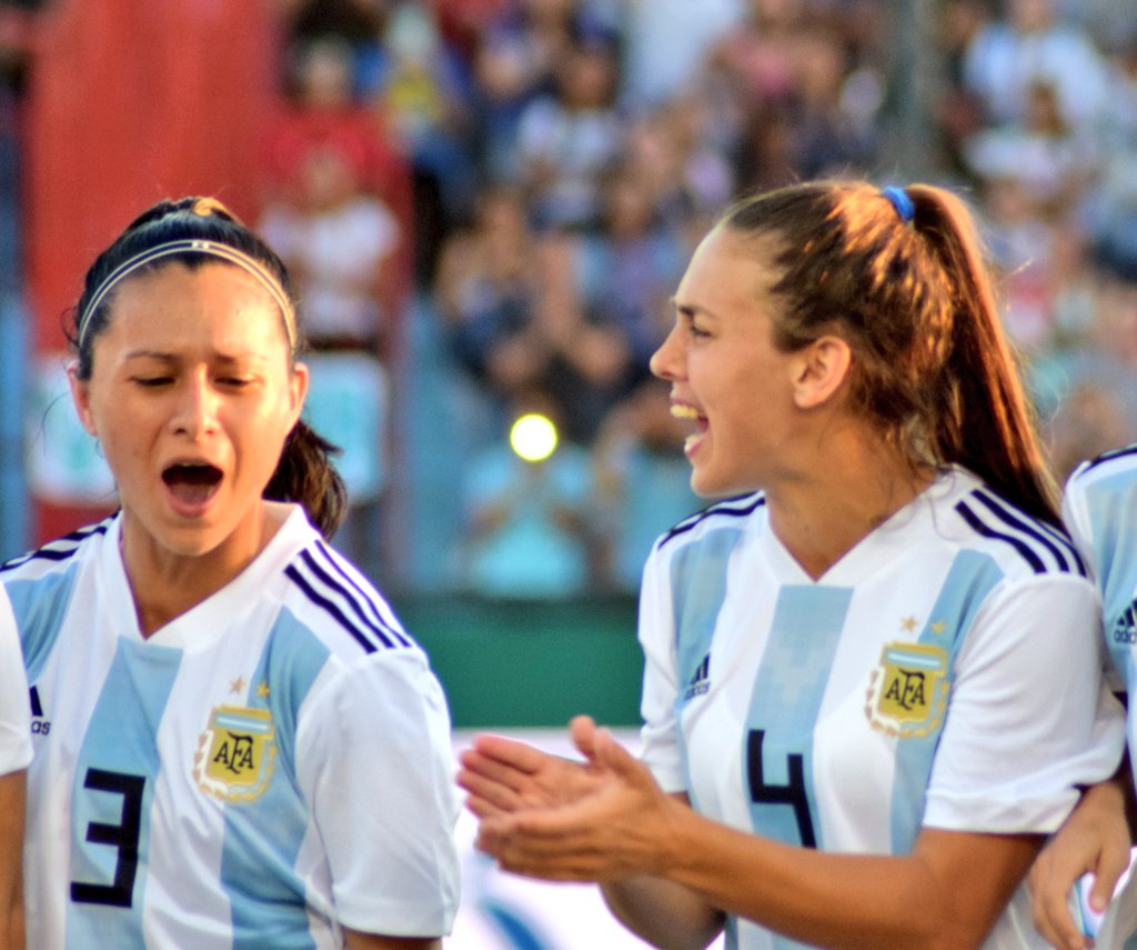 Fútbol femenino: Eliana Stabile, la del doblete con la Selección