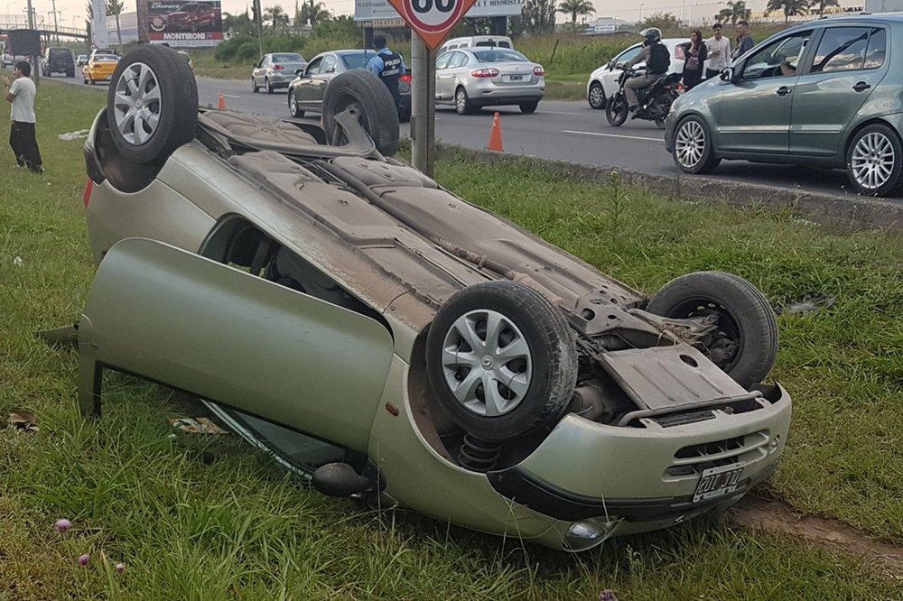 Accidente egresados Leo Guevara